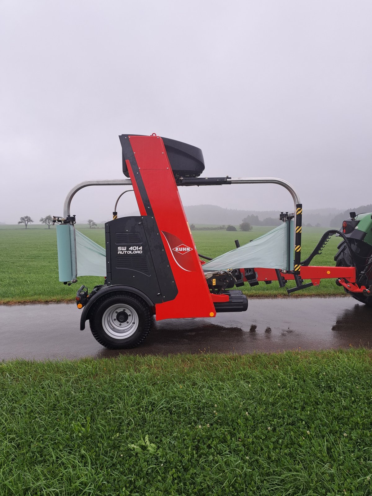 Ballenwickler tip Kuhn SW 4014 AUTOLOAD, Gebrauchtmaschine in Bad Wurzach  (Poză 2)