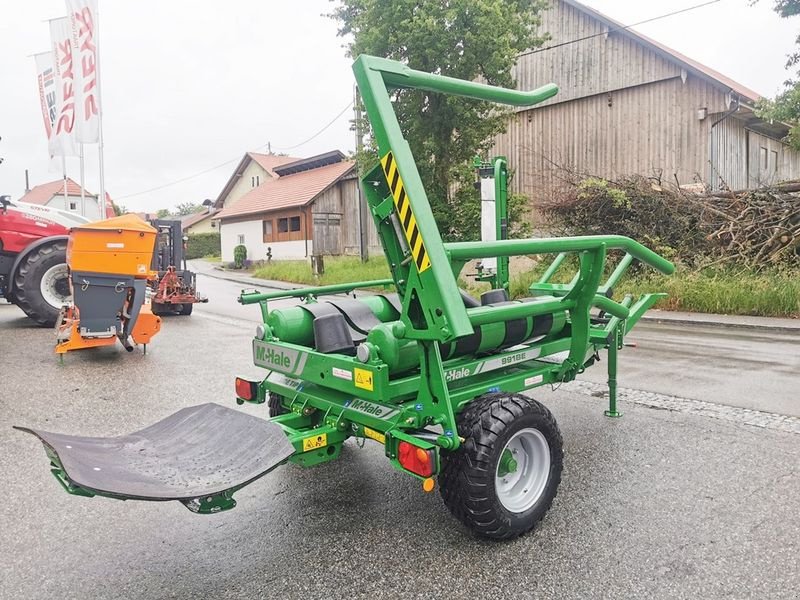 Ballenwickler typu McHale 991 BE Rundballenwickler, Neumaschine v St. Marienkirchen (Obrázok 12)