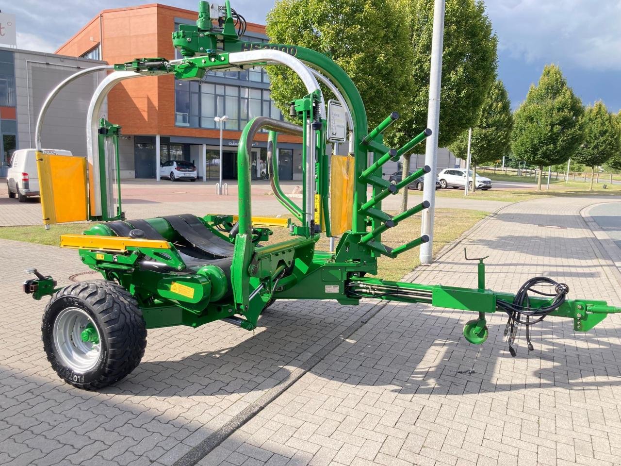 Ballenwickler Türe ait McHale HS 2000, Gebrauchtmaschine içinde Stuhr (resim 2)