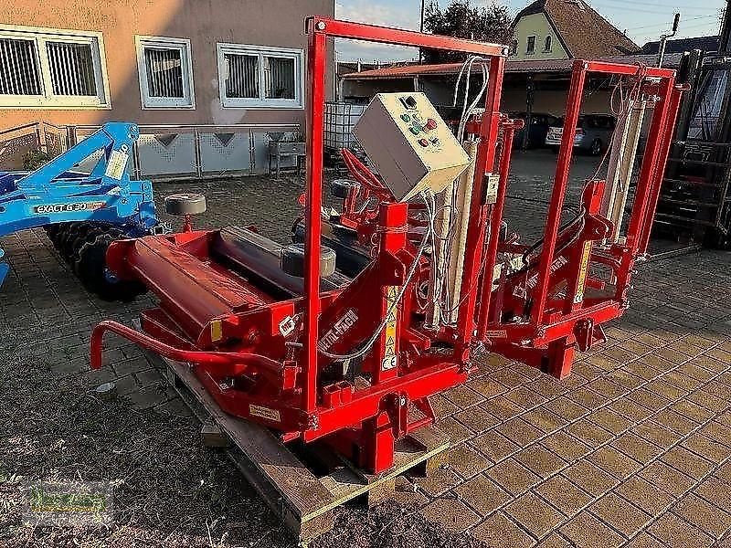 Ballenwickler tip Metal-Fach Z 560 / Z 561, Vorführmaschine in Unterschneidheim-Zöbingen (Poză 1)