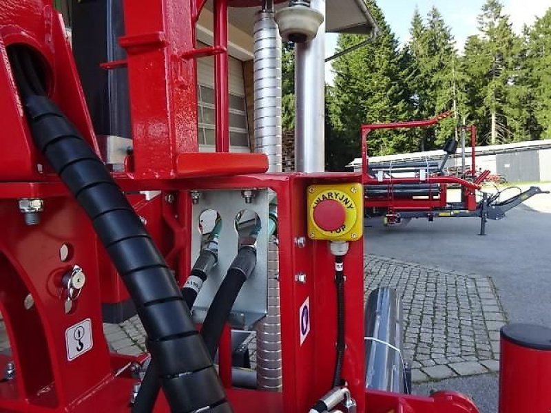 Ballenwickler van het type Metal-Fach Z- 629 SAT - EVO - Rundballenwieckelgerät, Neumaschine in Neureichenau (Foto 9)