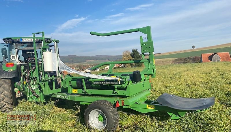 Ballenwickler van het type PRONAR Z 245, Neumaschine in Ostheim/Rhön (Foto 5)