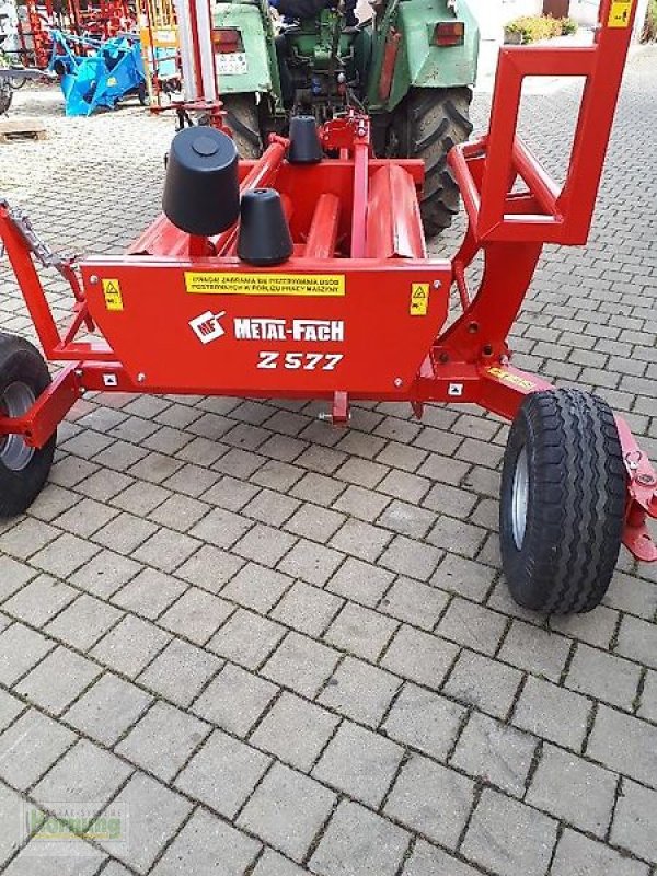 Ballenwickler van het type Sonstige Z 577, Gebrauchtmaschine in Unterschneidheim-Zöbingen (Foto 3)