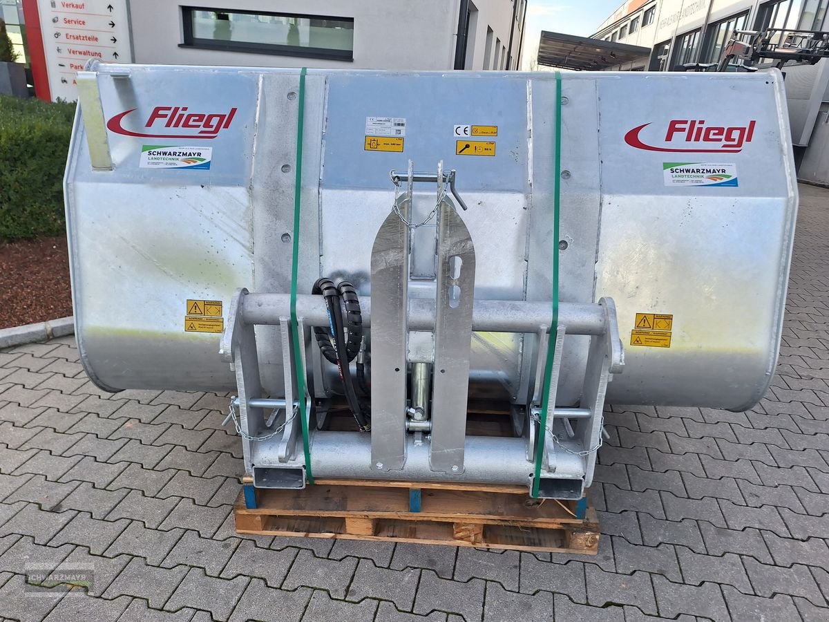 Ballenzange του τύπου Fliegl Hochkippschaufel 2200mm, Neumaschine σε Aurolzmünster (Φωτογραφία 2)