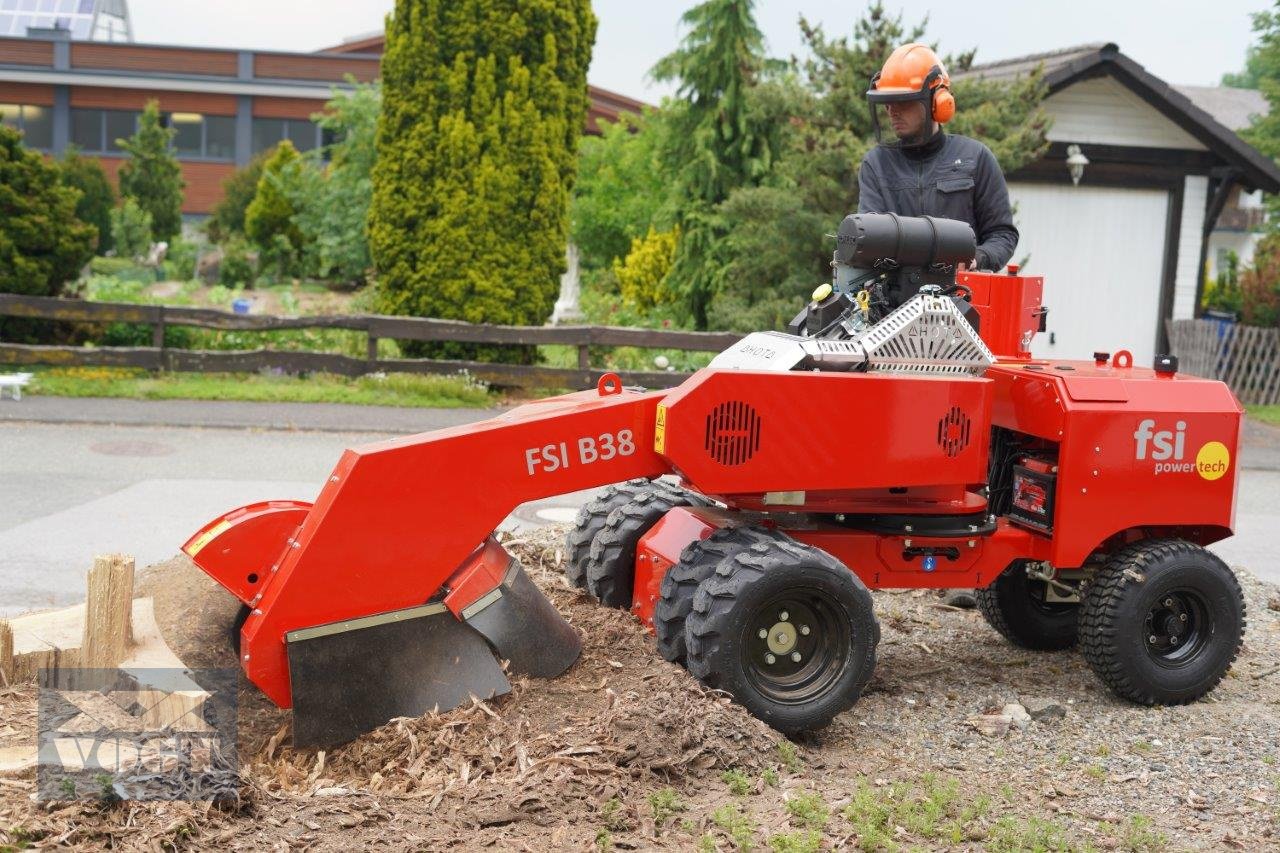 Baumstumpffräse des Typs FSI B38 2WD Stubbenfräse /Wurzelfräse mit Benzinmotor und Radantrieb, Neumaschine in Schmallenberg (Bild 11)