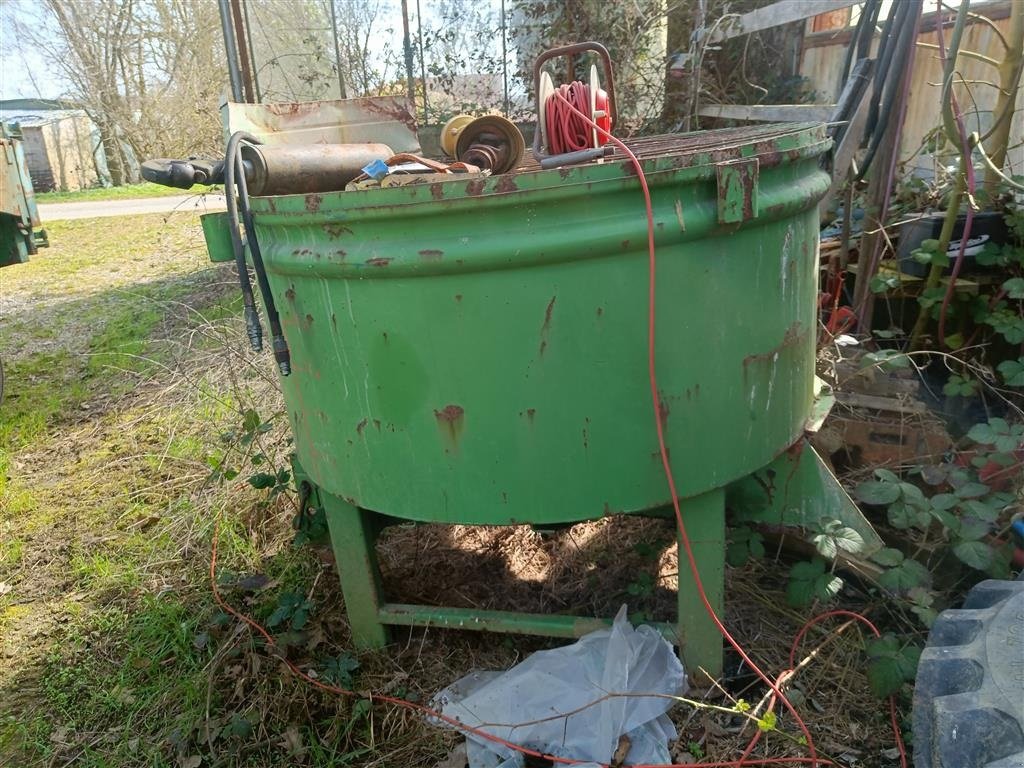 Betonmischer Türe ait Eckart BETONBLANDER 800 liter, Gebrauchtmaschine içinde Egtved (resim 3)