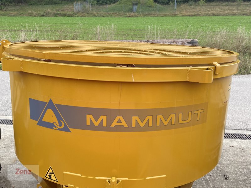 Betonmischer des Typs Mammut TM 150, Neumaschine in Gars (Bild 1)