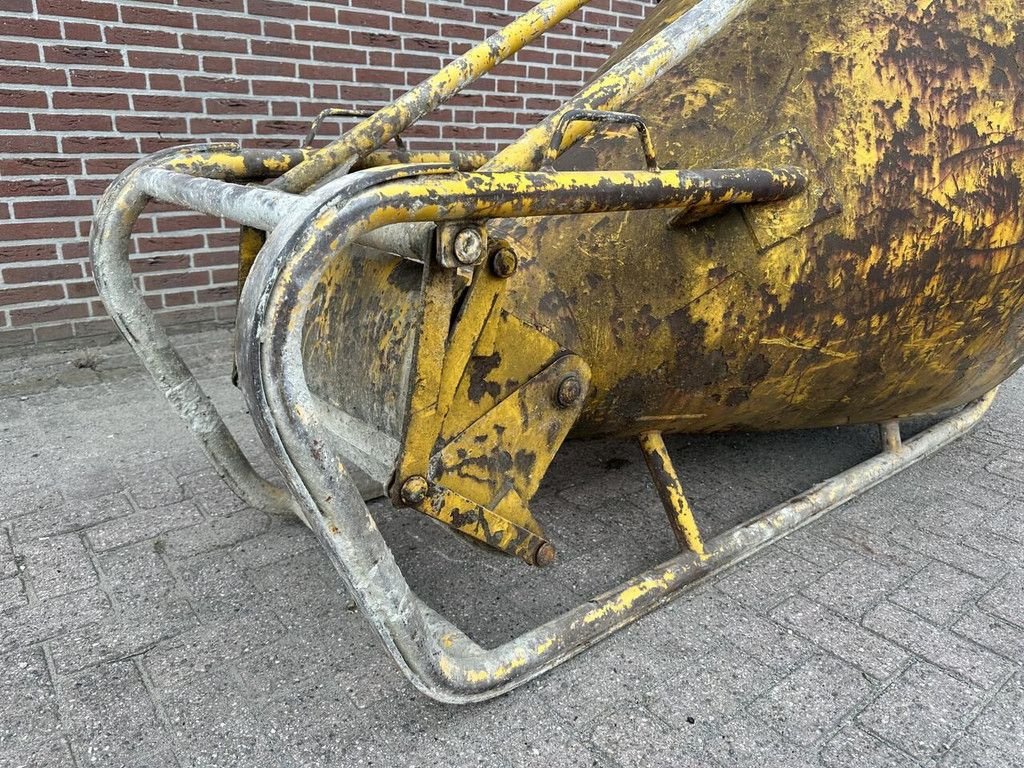 Betonmischer van het type Sonstige Beton kubel - Gebruikt, Gebrauchtmaschine in Goudriaan (Foto 5)