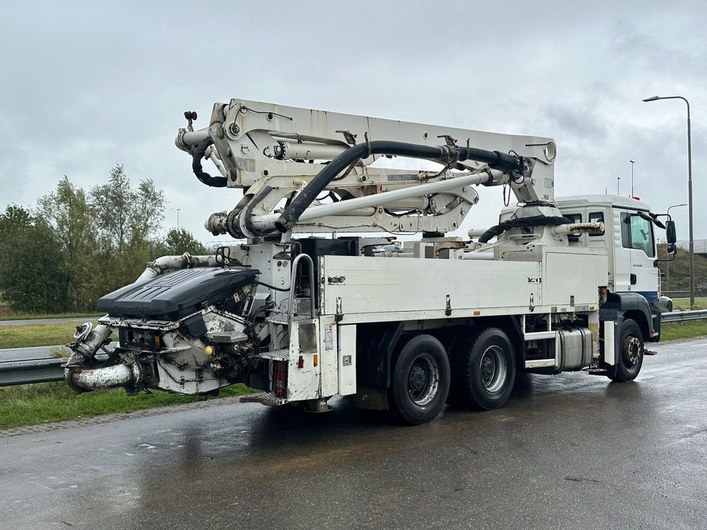 Betonpumpe of the type MAN TGA 26.360 6x4 with Putzmeister BSF24-4.16 24m Concrete Pump, Gebrauchtmaschine in Velddriel (Picture 5)