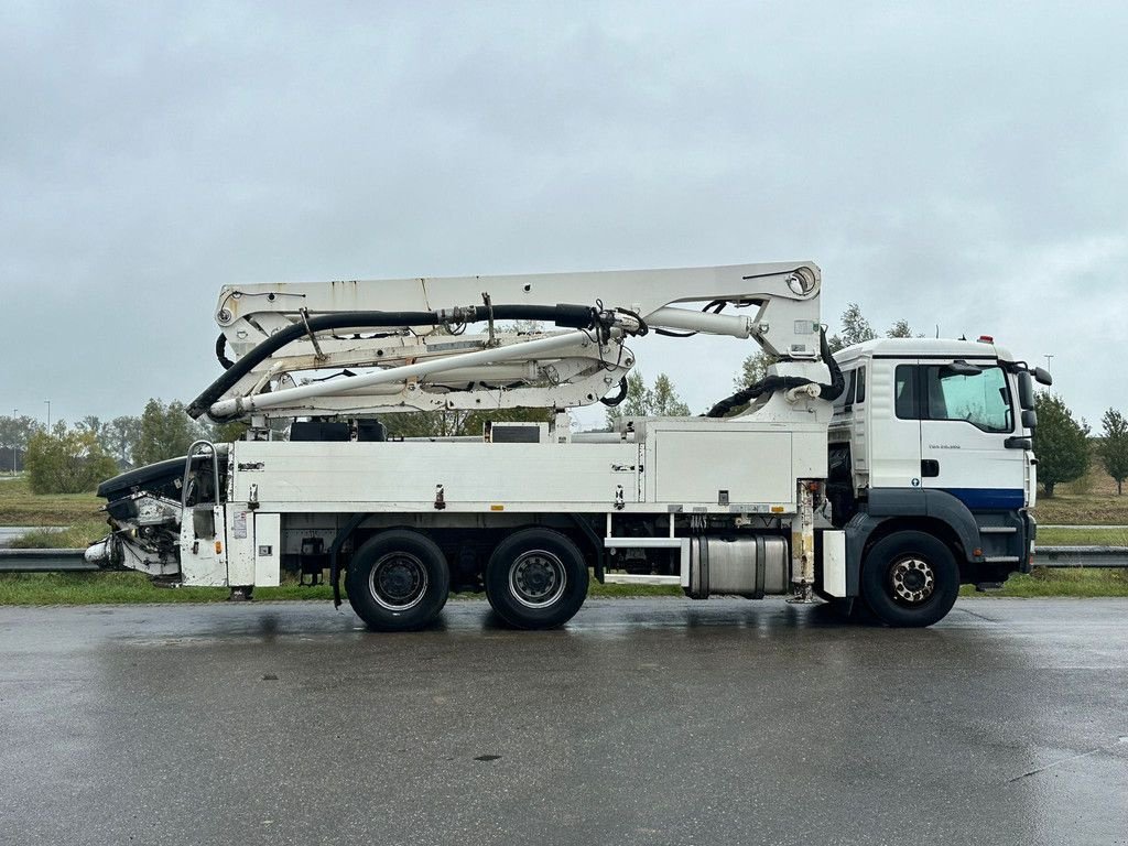 Betonpumpe van het type MAN TGA 26.360 6x4 with Putzmeister BSF24-4.16 24m Concrete Pump, Gebrauchtmaschine in Velddriel (Foto 7)