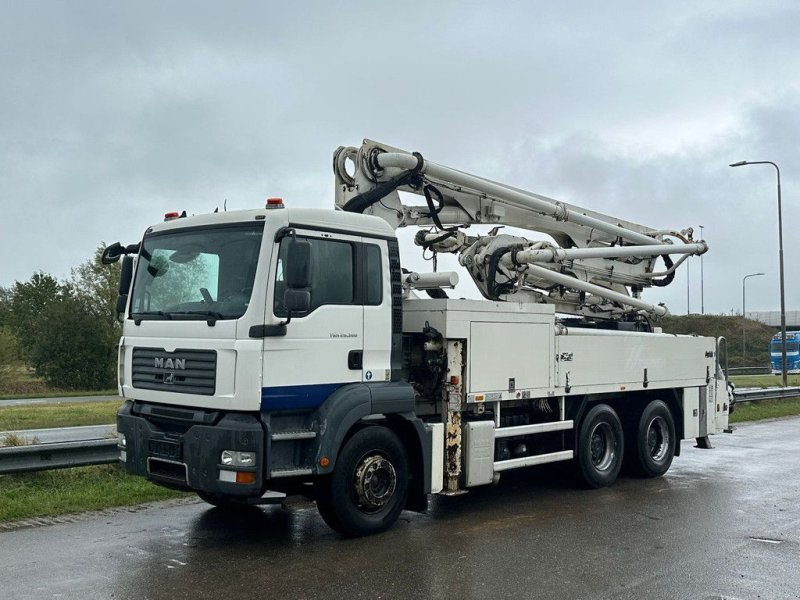 Betonpumpe of the type MAN TGA 26.360 6x4 with Putzmeister BSF24-4.16 24m Concrete Pump, Gebrauchtmaschine in Velddriel (Picture 1)