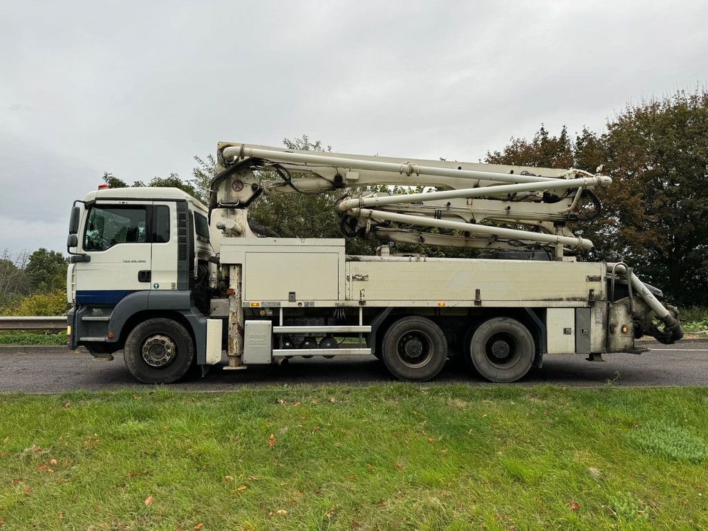 Betonpumpe tip MAN TGA26.360 6x4 with Putzmeister BSF24-4.16 24m Concrete Pump, Gebrauchtmaschine in Velddriel (Poză 2)