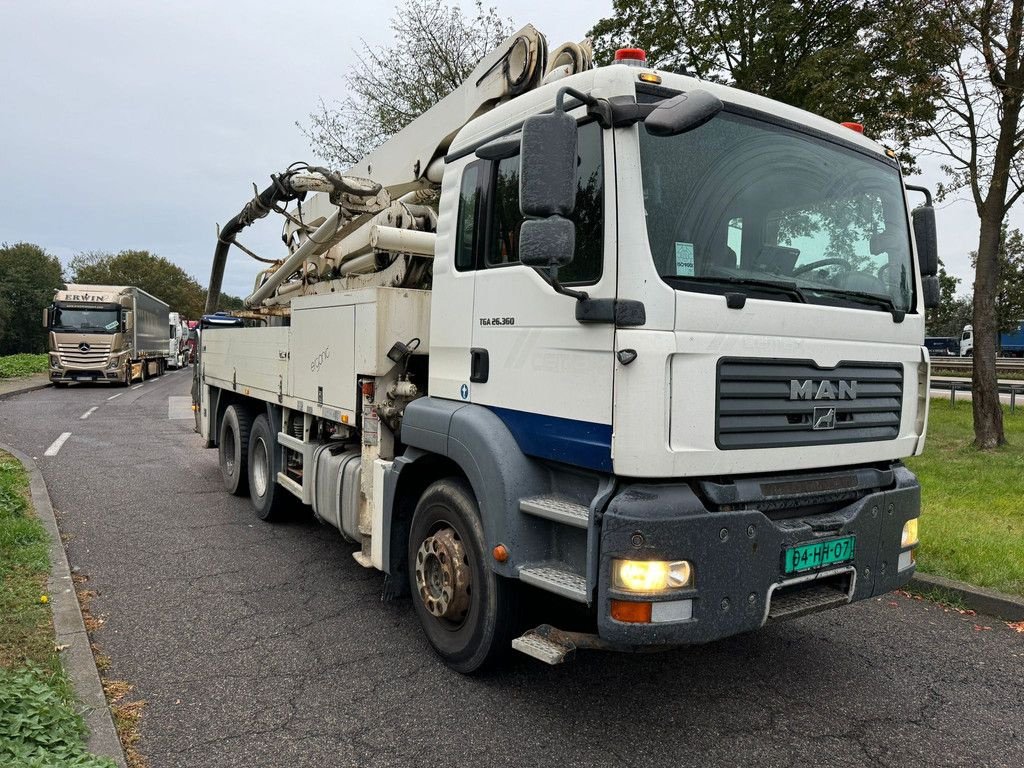 Betonpumpe du type MAN TGA26.360 6x4 with Putzmeister BSF24-4.16 24m Concrete Pump, Gebrauchtmaschine en Velddriel (Photo 7)