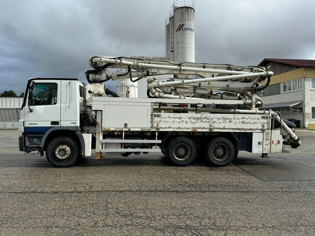 Betonpumpe Türe ait Sonstige Mercedes Benz Actros 2632 6x4 with Putzmeister BSF 24-4 11 24m concrete pump, Gebrauchtmaschine içinde Velddriel (resim 2)