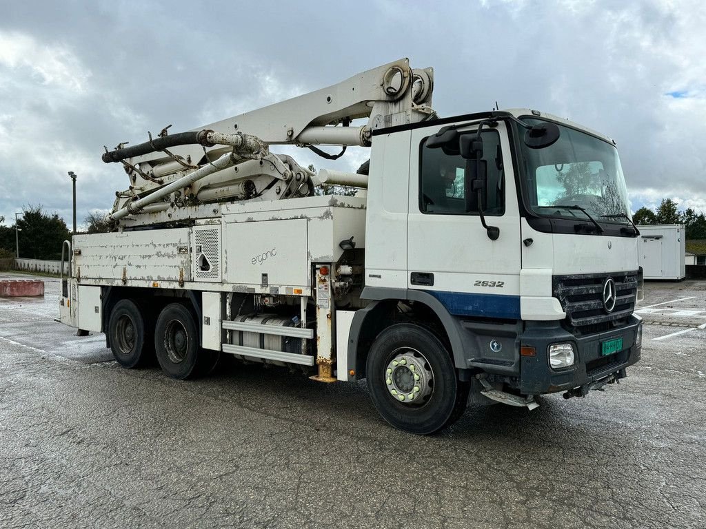 Betonpumpe typu Sonstige Mercedes Benz Actros 2632 6x4 with Putzmeister BSF 24-4 11 24m concrete pump, Gebrauchtmaschine v Velddriel (Obrázok 8)