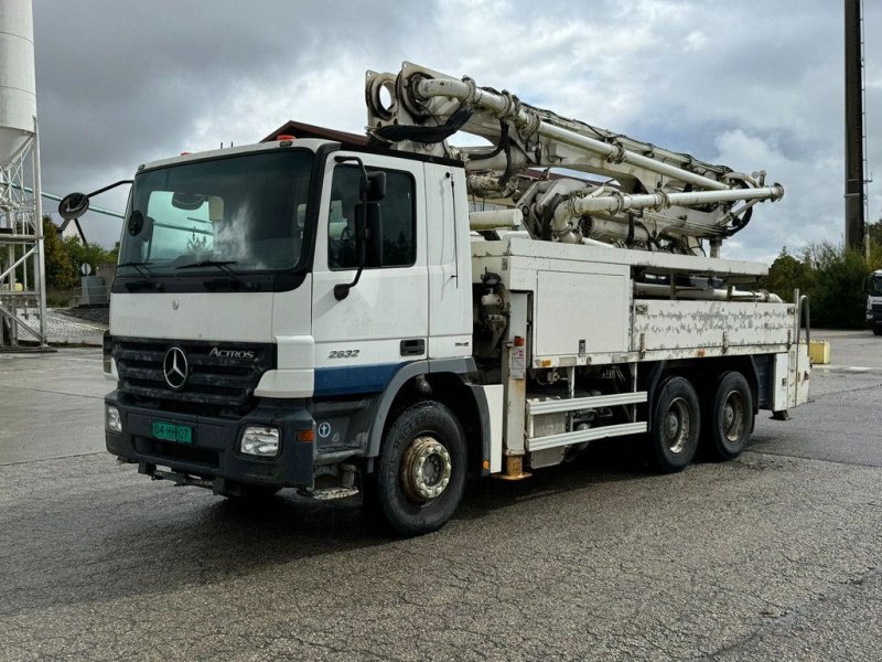 Betonpumpe Türe ait Sonstige Mercedes Benz Actros 2632 6x4 with Putzmeister BSF 24-4 11 24m concrete pump, Gebrauchtmaschine içinde Velddriel