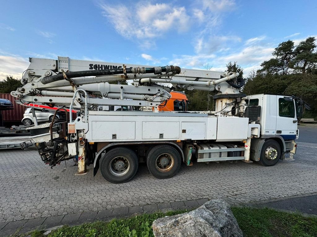 Betonpumpe tipa Sonstige Mercedes Benz Actros 2636 6x4 with Schwing 31XT P 2023 31m Concrete Pump, Gebrauchtmaschine u Velddriel (Slika 4)