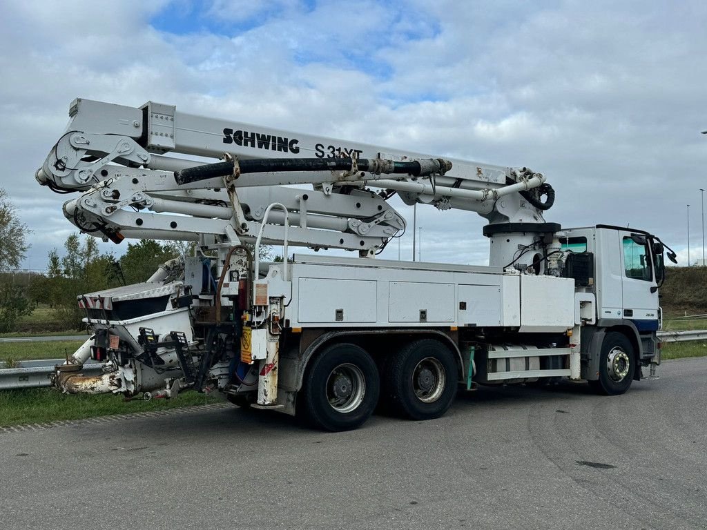 Betonpumpe des Typs Sonstige Mercedes Benz Actros 2636 6x4 with Schwing 31XT P 2023 31m Concrete Pump, Gebrauchtmaschine in Velddriel (Bild 5)