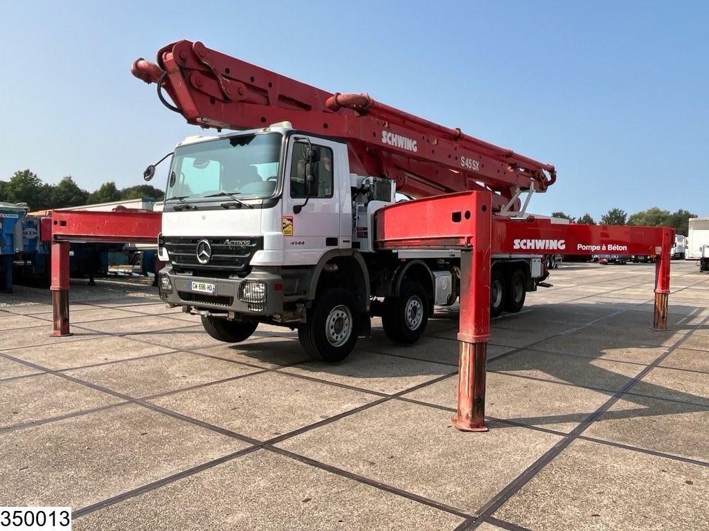 Betonpumpe van het type Sonstige Mercedes Benz Actros 4144 8x4, Schwing S 45 SX, Remote, EPS, Gebrauchtmaschine in Ede (Foto 2)