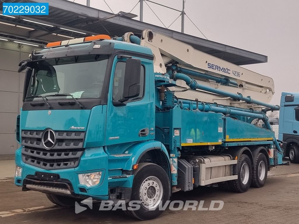 Betonpumpe van het type Sonstige Mercedes Benz Arocs 2836 6X4 Sermac 4Z36 Pump Manual Big-Axle Euro 6, Gebrauchtmaschine in Veghel (Foto 2)