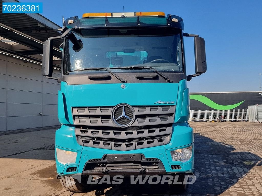 Betonpumpe del tipo Sonstige Mercedes Benz Arocs 3742 8X4 Sermac 4Z28 Pumpe + 9m3 Mixer PUMI Big-Axle Steel, Gebrauchtmaschine en Veghel (Imagen 8)