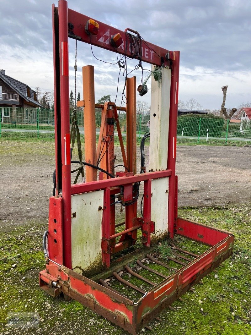 Blockschneider des Typs Trioliet TU 170, Gebrauchtmaschine in Berne (Bild 1)