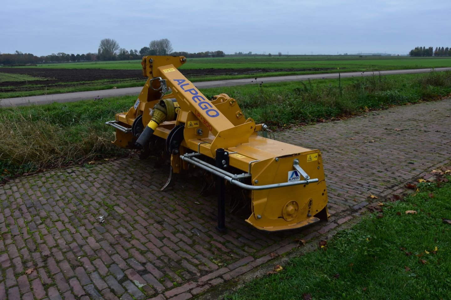 Bodenfräse Türe ait Alpego LP-300, Gebrauchtmaschine içinde Kamperveen (resim 7)