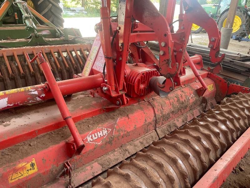 Bodenfräse du type Kuhn EL162, Gebrauchtmaschine en JOSSELIN (Photo 3)