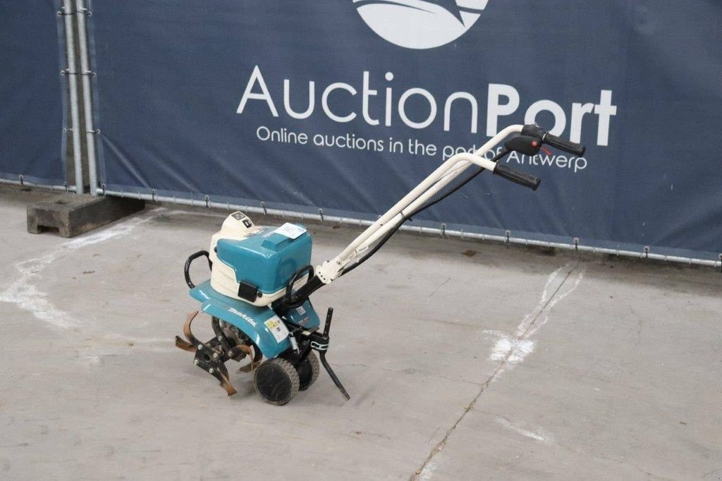 Bodenfräse del tipo Makita BUK360, Gebrauchtmaschine en Antwerpen (Imagen 3)