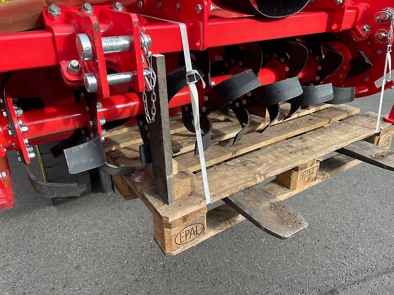 Bodenfräse van het type Maschio H 145 Fräse Bodenfräse Rotavator 145cm Arbeitsbreite - Weinbau - Obstbau - Versand möglich, Gebrauchtmaschine in Niedernhausen OT Engenhahn (Foto 10)