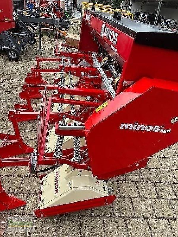 Bodenfräse des Typs Minos Agri R 5, Vorführmaschine in Unterschneidheim-Zöbingen (Bild 3)