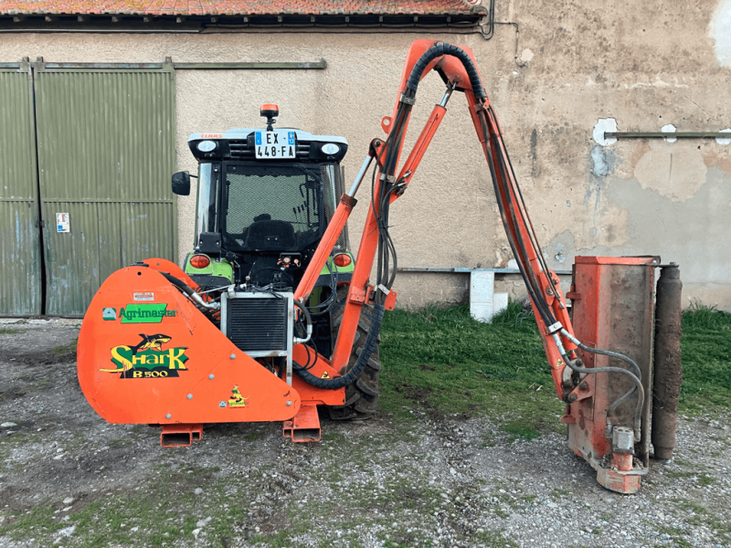 Böschungsmähgerät tip Agrimaster DEBROUSSAILLEUSE-ELAGUEUSE, Gebrauchtmaschine in SAINT ANDIOL (Poză 1)