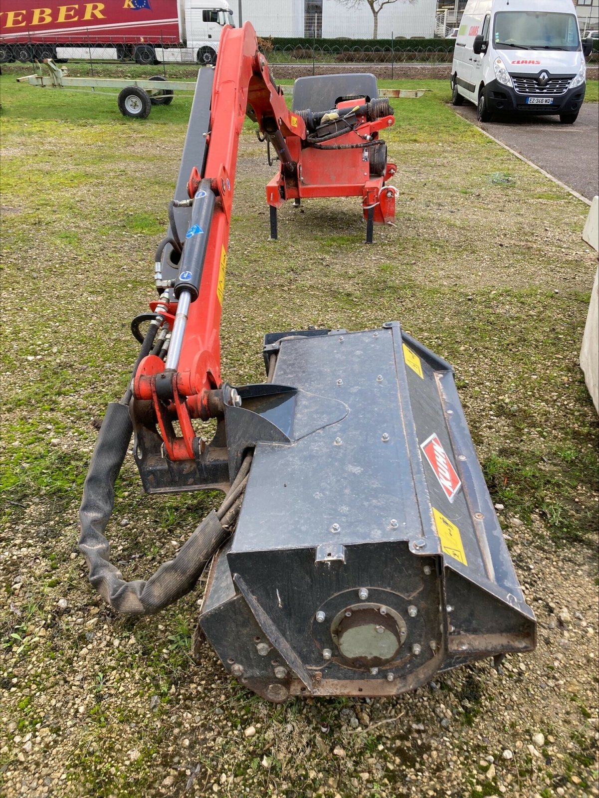 Böschungsmähgerät tip Kuhn EPAREUSE E4745 M, Gebrauchtmaschine in CHEMINOT (Poză 5)