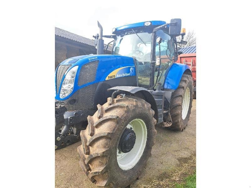 Böschungsmähgerät a típus New Holland T6070 ACTIVE PC, Gebrauchtmaschine ekkor: PLUMELEC (Kép 1)