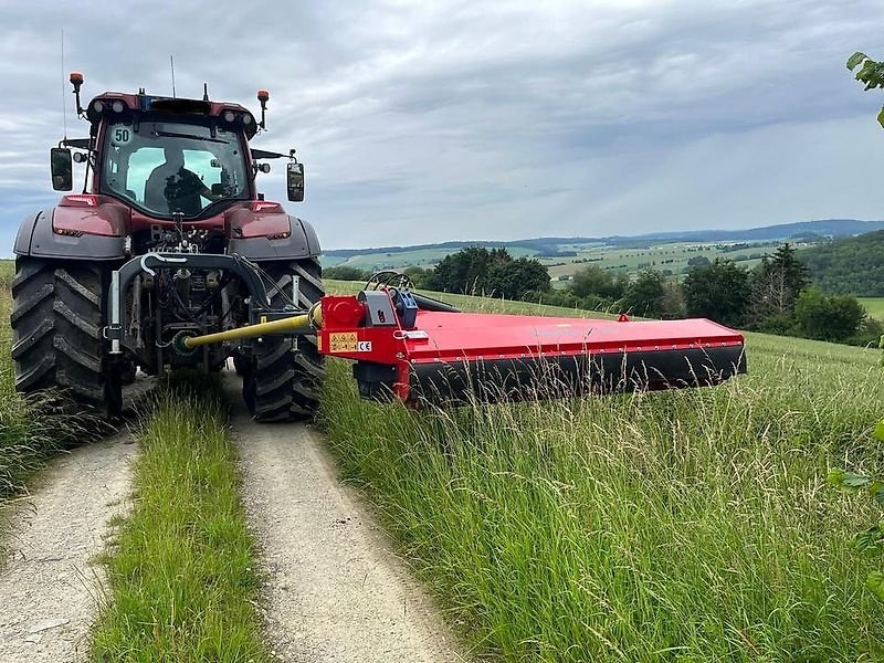 Böschungsmähgerät del tipo Omarv Böschungsmulcher Seitenmulcher Auslegemulcher Torino, Gebrauchtmaschine In Schmallenberg (Immagine 1)