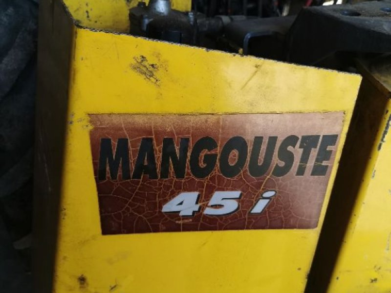 Böschungsmähgerät tip Rousseau MANGOUSTE 45 I, Gebrauchtmaschine in ST MARTIN EN HAUT (Poză 1)