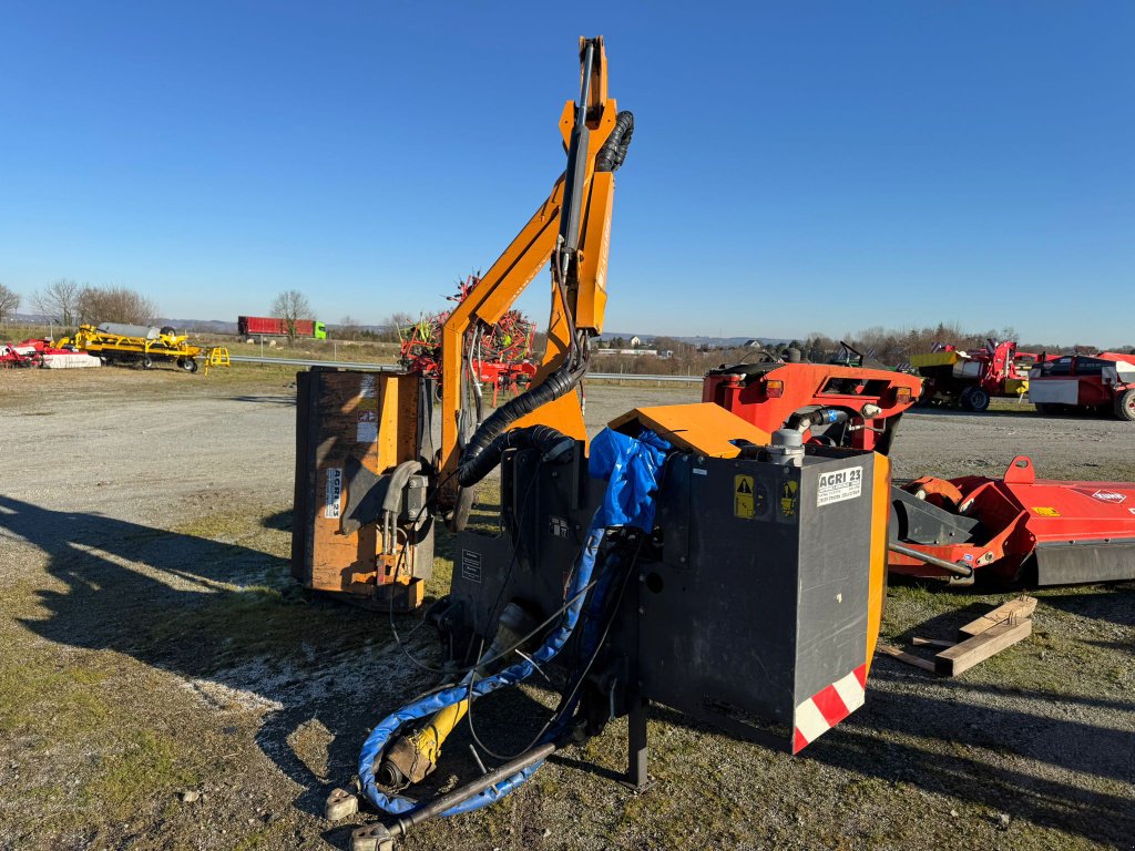 Böschungsmähgerät des Typs Sonstige Pluton 50 CSE, Gebrauchtmaschine in GUERET (Bild 2)