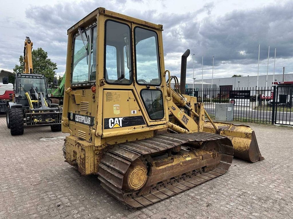 Bulldozer του τύπου Caterpillar 931C, Gebrauchtmaschine σε Antwerpen (Φωτογραφία 5)