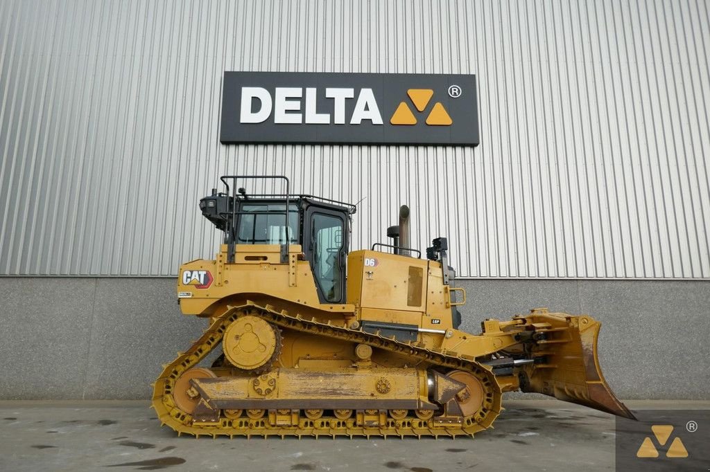 Bulldozer tip Caterpillar D6 LGP, Gebrauchtmaschine in Zevenbergen (Poză 2)