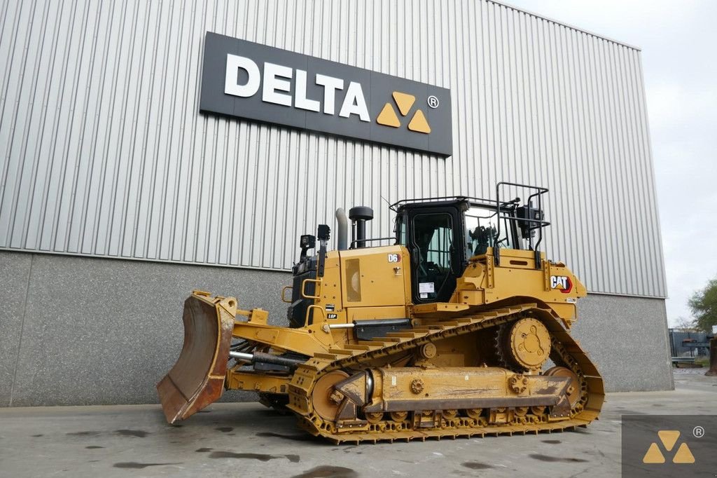 Bulldozer del tipo Caterpillar D6 LGP, Gebrauchtmaschine en Zevenbergen (Imagen 7)