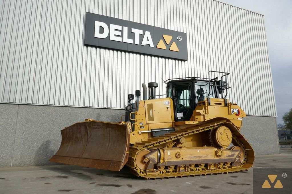 Bulldozer del tipo Caterpillar D6 LGP, Gebrauchtmaschine en Zevenbergen (Imagen 4)