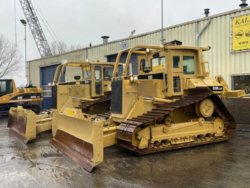 Bulldozer of the type Caterpillar D6M LGP Dozer With Ripper Good Condition 2 Units In Stock, Gebrauchtmaschine in 'S-Hertogenbosch (Picture 1)