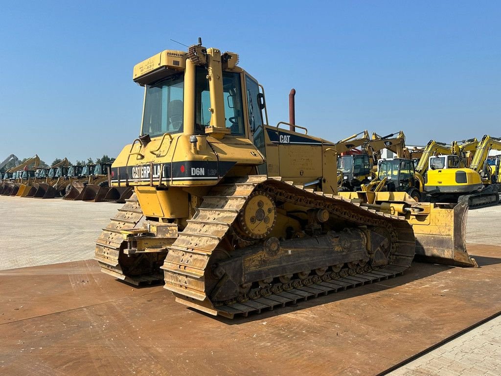 Bulldozer des Typs Caterpillar D6N LGP - German used machine, Gebrauchtmaschine in Velddriel (Bild 4)