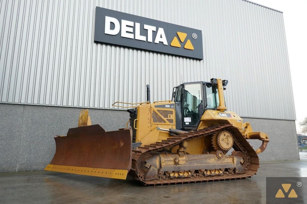 Bulldozer des Typs Caterpillar D6N LGP, Gebrauchtmaschine in Zevenbergen (Bild 3)