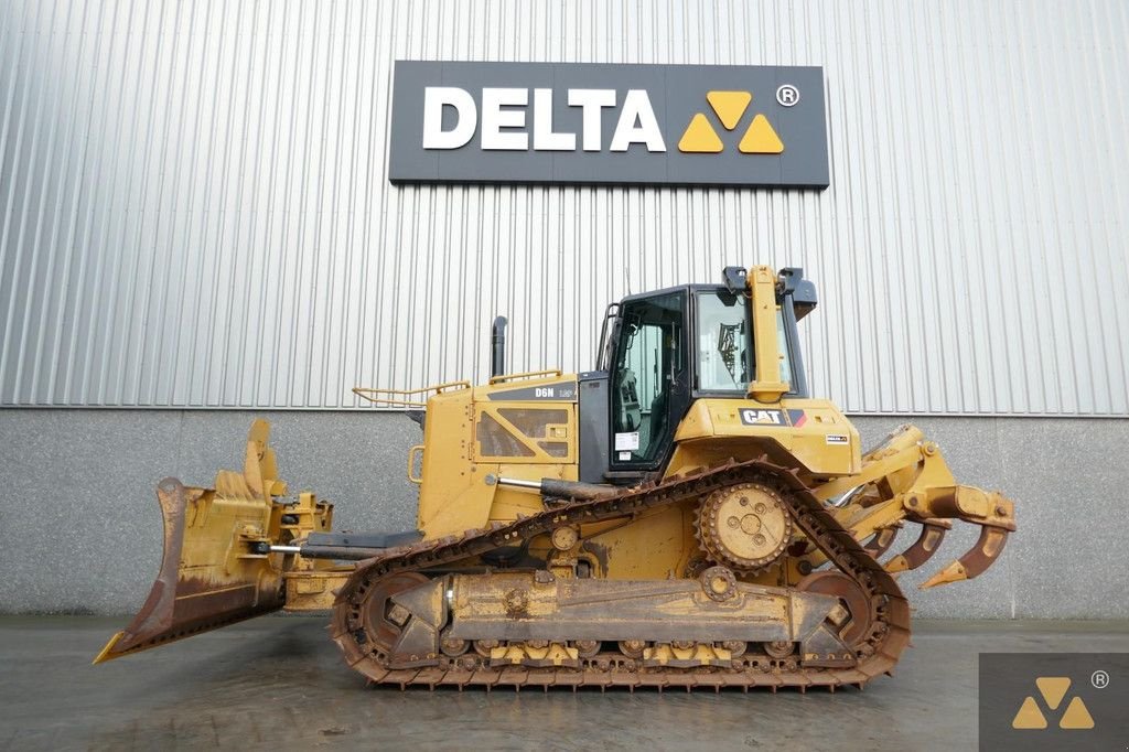 Bulldozer del tipo Caterpillar D6N LGP, Gebrauchtmaschine en Zevenbergen (Imagen 1)