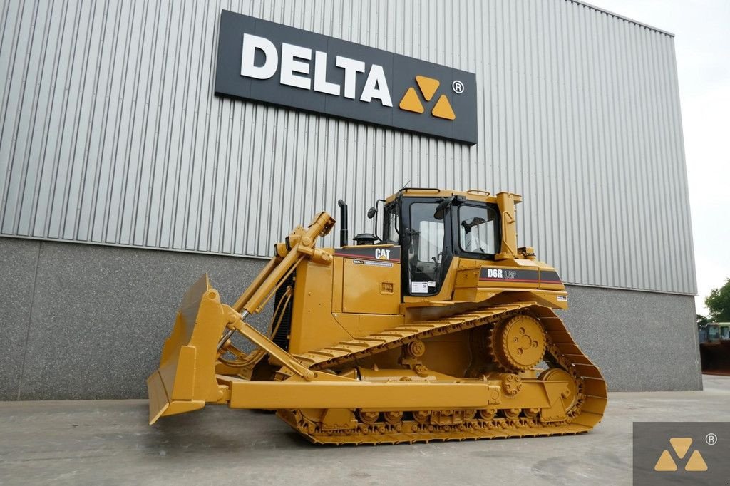 Bulldozer van het type Caterpillar D6R II LGP, Gebrauchtmaschine in Zevenbergen (Foto 4)