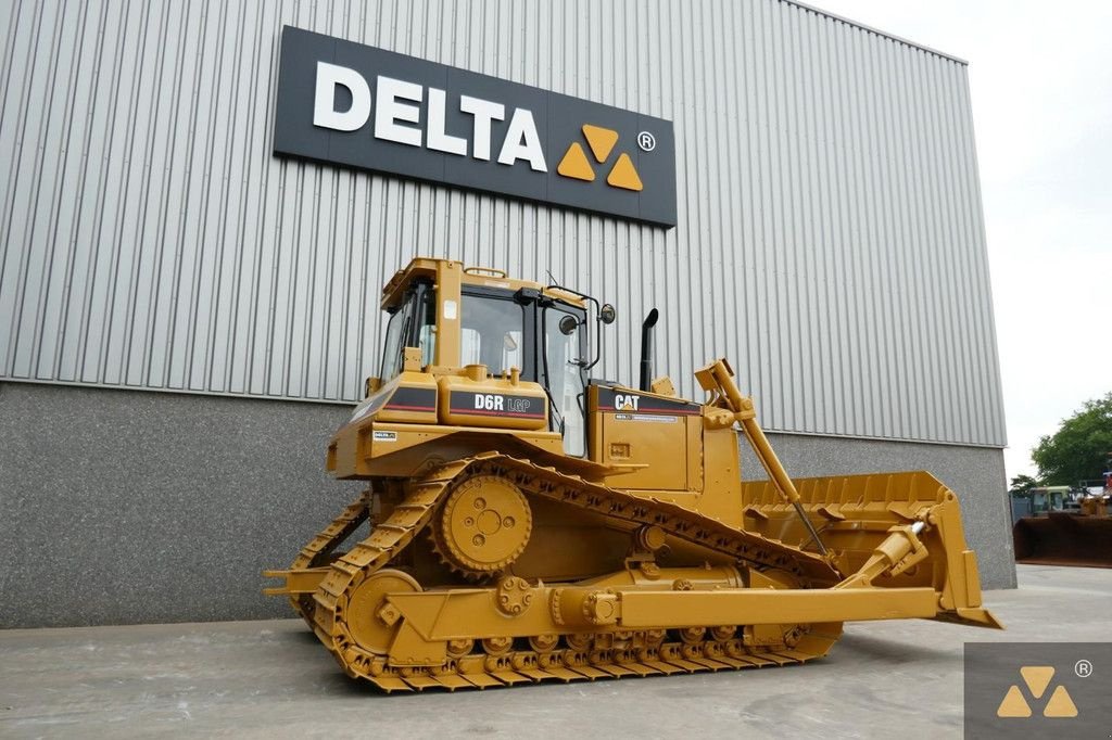 Bulldozer des Typs Caterpillar D6R II LGP, Gebrauchtmaschine in Zevenbergen (Bild 5)