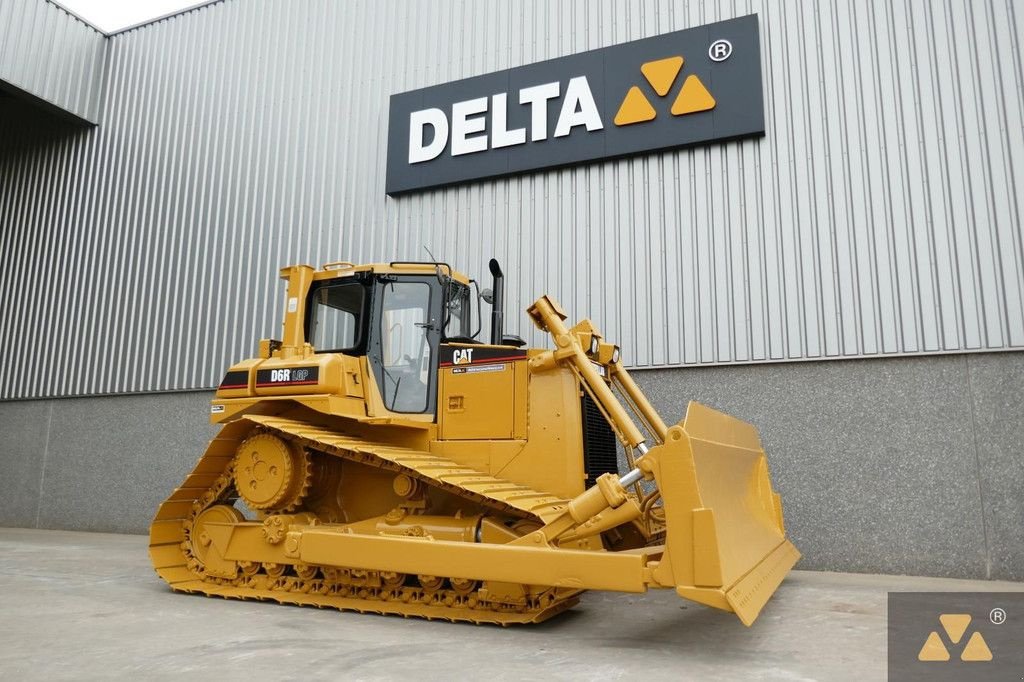 Bulldozer des Typs Caterpillar D6R II LGP, Gebrauchtmaschine in Zevenbergen (Bild 3)