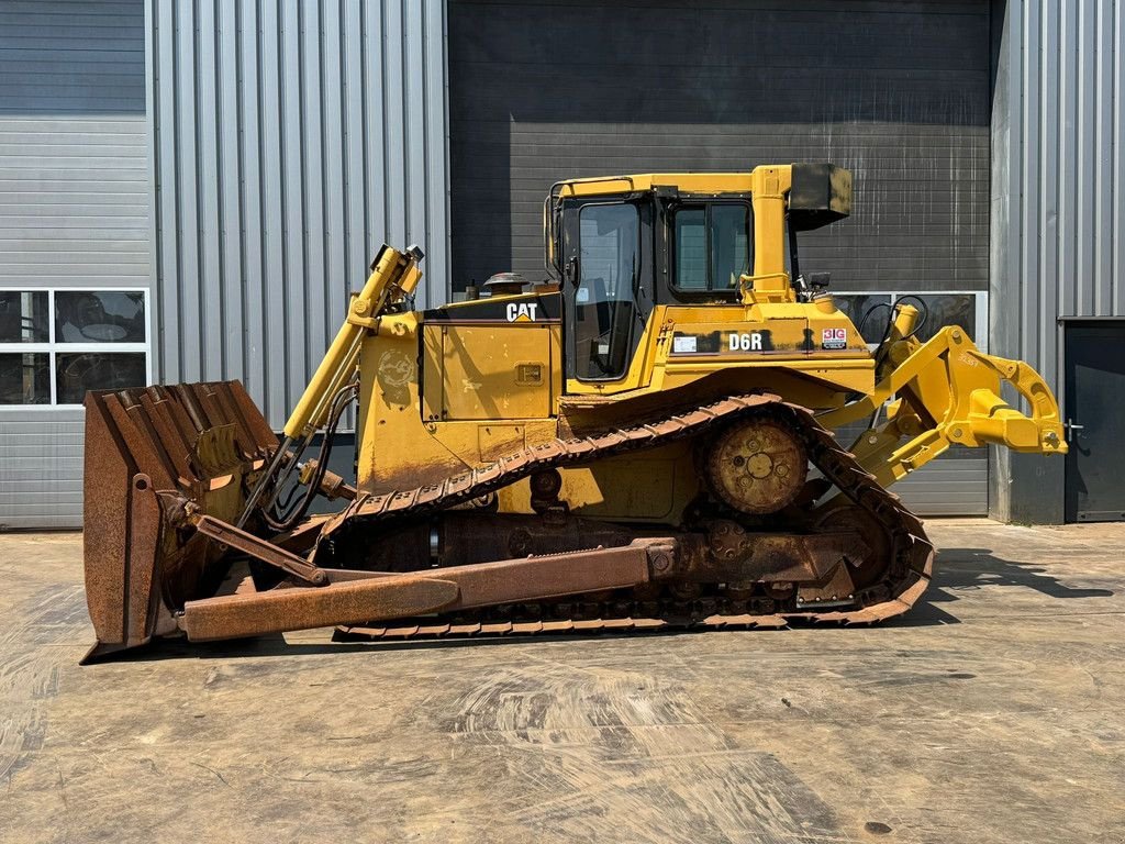 Bulldozer del tipo Caterpillar D6R LGP - NEW MS-RIPPER, Gebrauchtmaschine en Velddriel (Imagen 1)