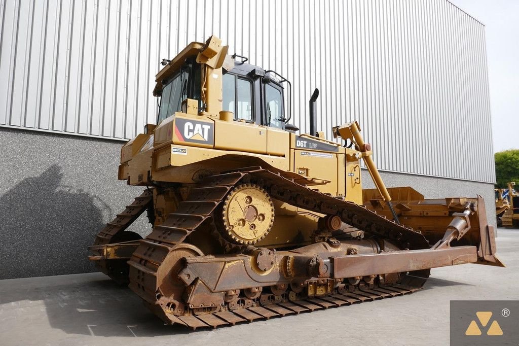 Bulldozer du type Caterpillar D6T LGP, Gebrauchtmaschine en Zevenbergen (Photo 5)